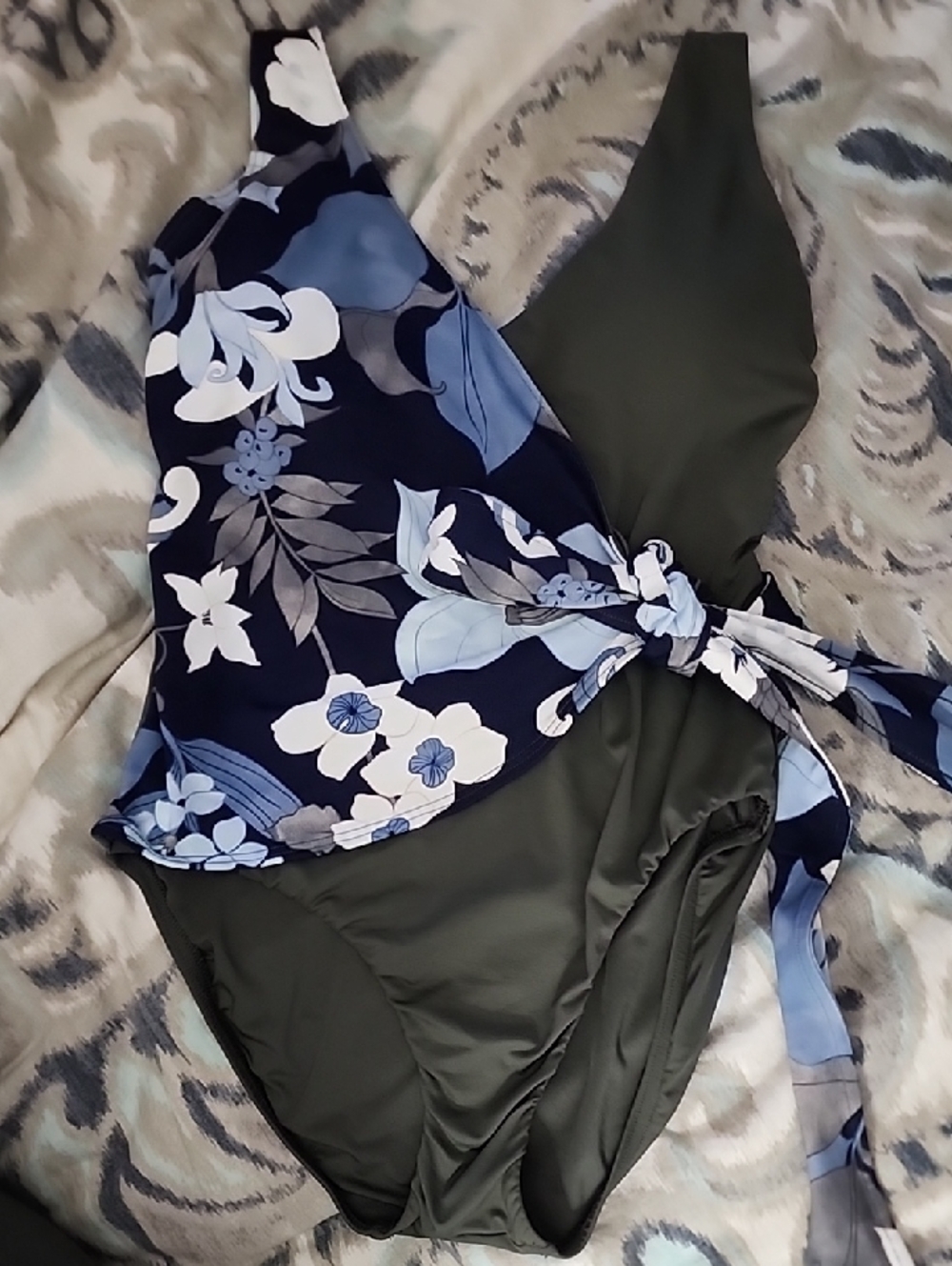 Lands End Olive Floral WRAP 1 PIECE SWIMSUIT SWIM - Picture 8 of 9